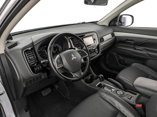 Mitsubishi Outlander III с пробегом 2014 года, цена 2 400 000 рублей, 43000 км, внедорожник, Автокод Объявления