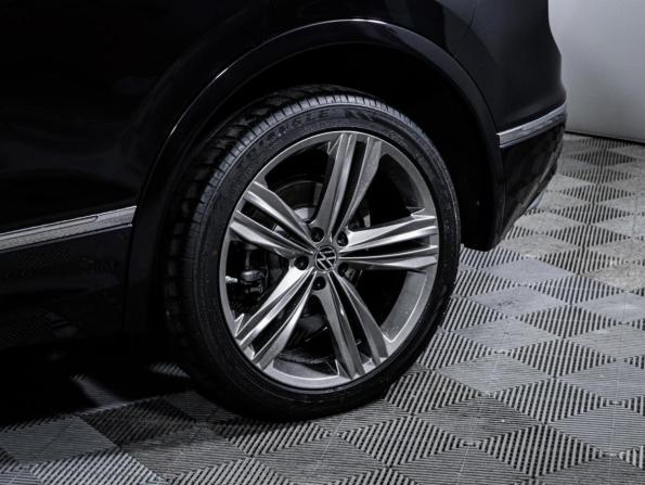 Volkswagen Tiguan II с пробегом 2020 года, цена 3 851 100 рублей, 30534 км, внедорожник, Автокод Объявления