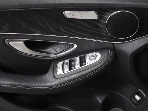 Mercedes-Benz C-Класс IV (W205) Рестайлинг с пробегом 2019 года, цена 3 645 900 рублей, 82000 км, седан, Автокод Объявления