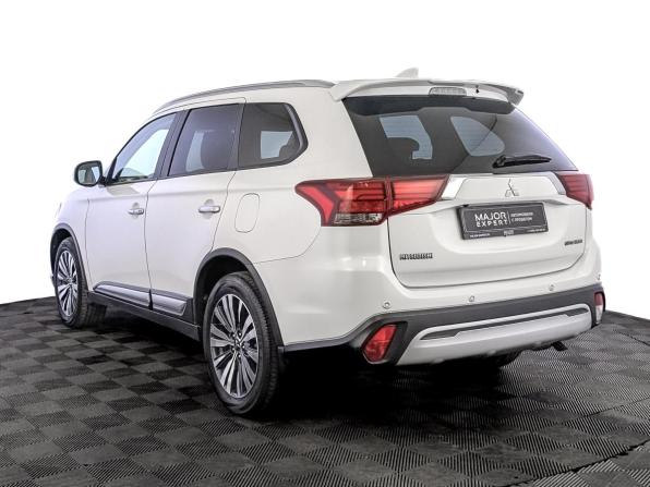 Mitsubishi Outlander III Рестайлинг 3 с пробегом 2019 года, цена 2 625 000 рублей, 71247 км, внедорожник, Автокод Объявления