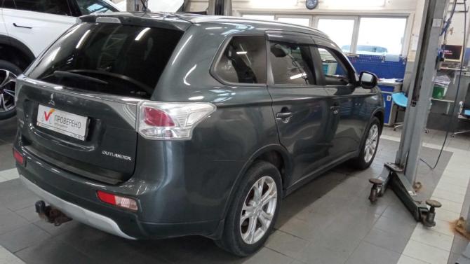 Mitsubishi Outlander III Рестайлинг с пробегом 2014 года, цена 1 380 000 рублей, 181097 км, внедорожник, Автокод Объявления