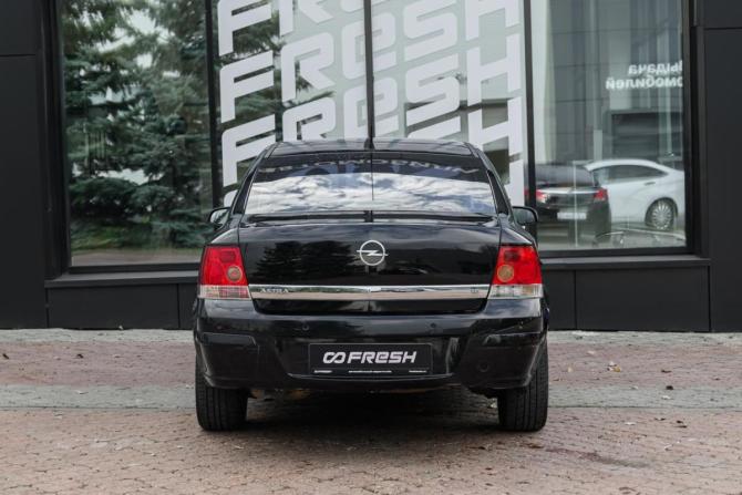 Opel Astra H Рестайлинг с пробегом 2008 года, цена 439 000 рублей, 208763 км, седан, Автокод Объявления