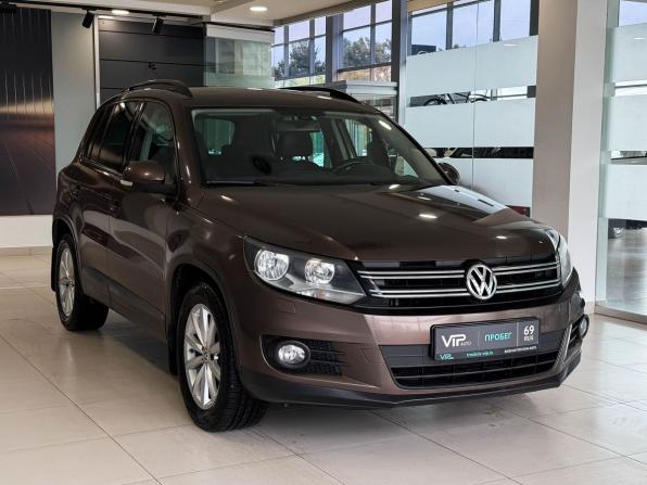 Volkswagen Tiguan I Рестайлинг с пробегом 2015 года, цена 1 635 000 рублей, 131243 км, внедорожник, Автокод Объявления