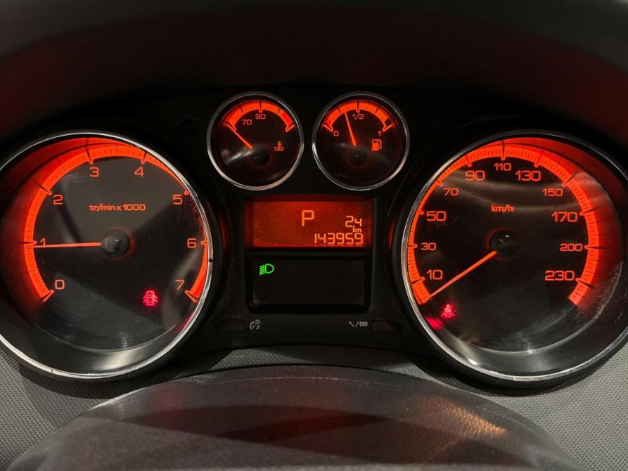 Peugeot 408 I Екатеринбург  - изображение 18