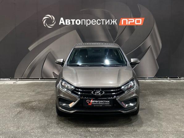 Lada (ВАЗ) Vesta I Рестайлинг (NG) с пробегом 2025 года, цена 1 380 000 рублей, 6976 км, седан, Автокод Объявления
