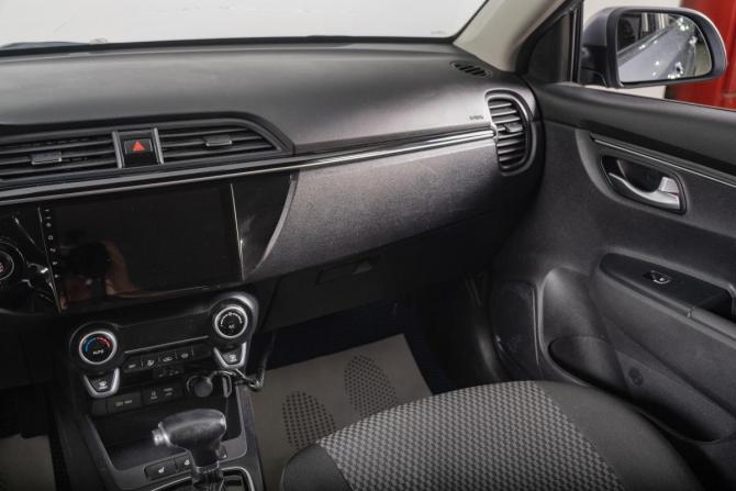 Kia Rio IV с пробегом 2017 года, цена 1 449 000 рублей, 141000 км, седан, Автокод Объявления