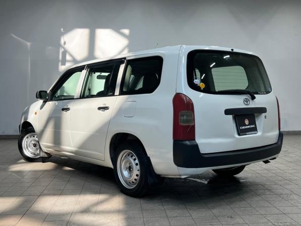 Toyota Probox I с пробегом 2013 года, цена 850 000 рублей, 165000 км, универсал, Автокод Объявления
