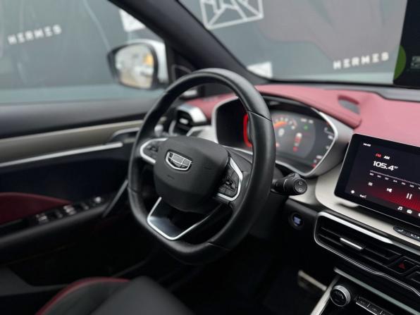 Geely Coolray I с пробегом 2023 года, цена 1 790 000 рублей, 13776 км, внедорожник, Автокод Объявления