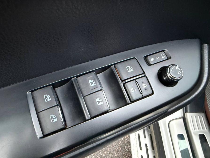 Toyota Highlander III (XU50) Рестайлинг Санкт-Петербург  - изображение 14