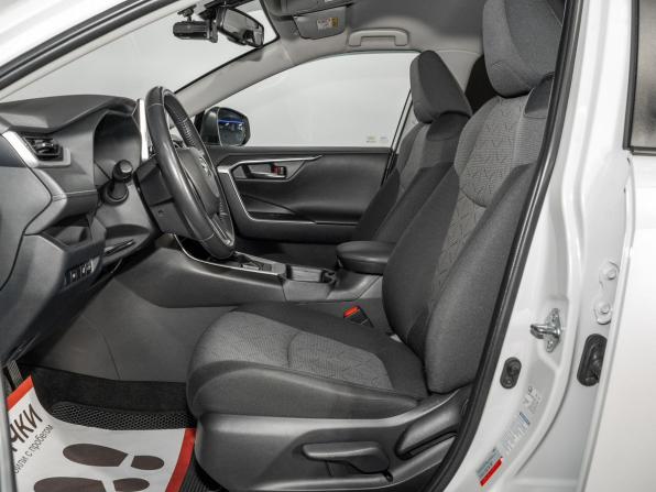 Toyota RAV4 V (XA50) с пробегом 2021 года, цена 3 600 000 рублей, 124850 км, внедорожник, Автокод Объявления