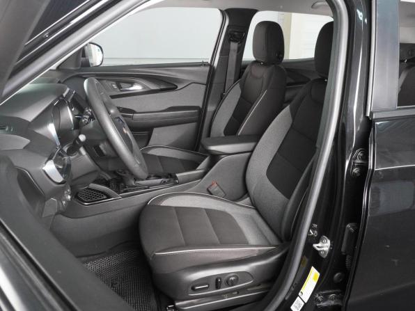 Chevrolet TrailBlazer III с пробегом 2022 года, цена 2 309 000 рублей, 63326 км, внедорожник, Автокод Объявления