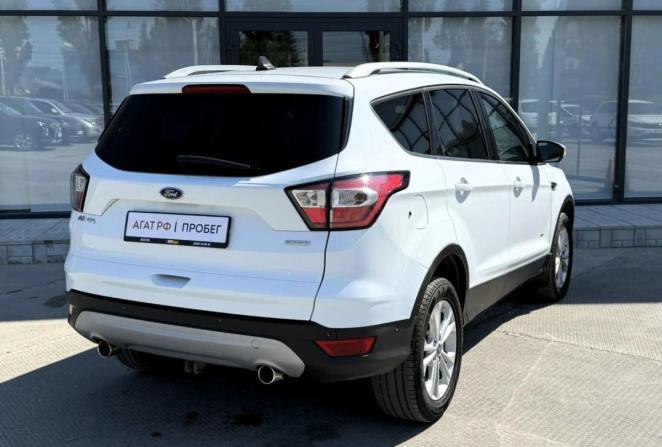 Ford Kuga II Рестайлинг с пробегом 2017 года, цена 1 420 000 рублей, 128854 км, внедорожник, Автокод Объявления