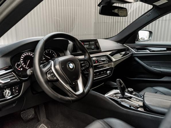 BMW 5 серии VII (G30/G31/G38) с пробегом 2019 года, цена 3 450 000 рублей, 127956 км, седан, Автокод Объявления