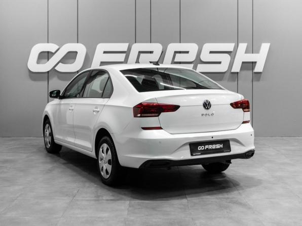 Volkswagen Polo VI с пробегом 2022 года, цена 1 699 000 рублей, 64315 км, лифтбек, Автокод Объявления