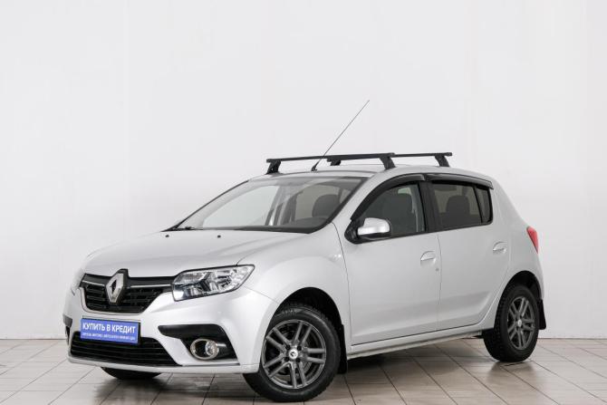 Renault Sandero II Рестайлинг с пробегом 2018 года, цена 999 000 рублей, 89670 км, хэтчбек, Автокод Объявления