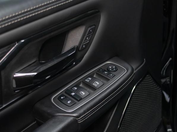 Ram 1500 V с пробегом 2022 года, цена 7 999 000 рублей, 42092 км, offers.body_type.unknown, Автокод Объявления