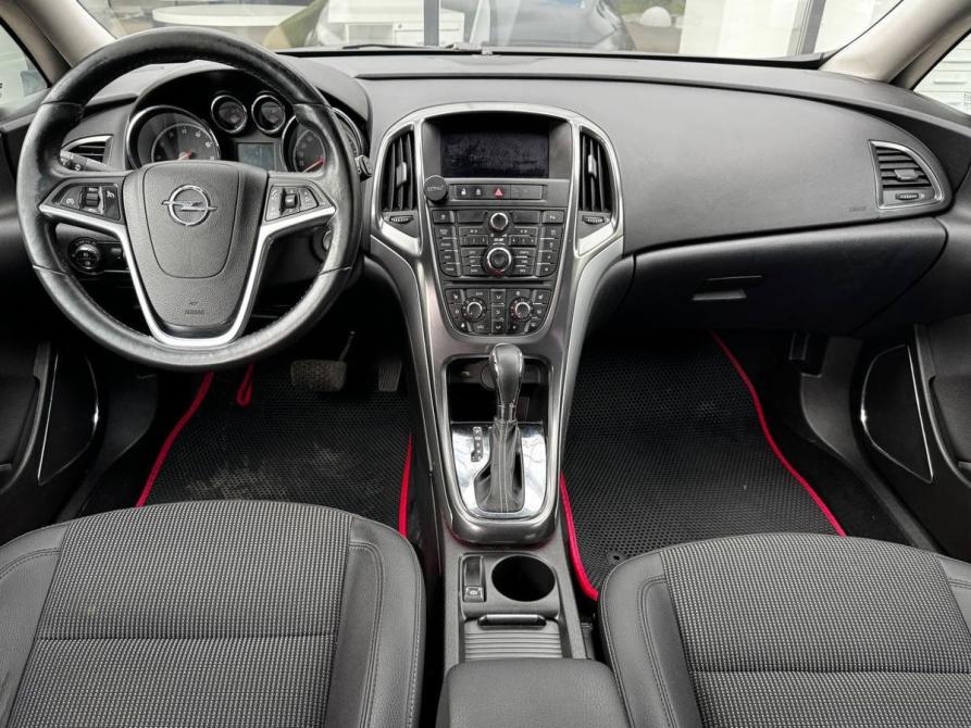 Opel Astra J Москва  - изображение 9