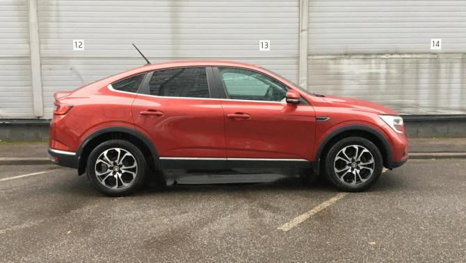 Renault Arkana I с пробегом 2019 года, цена 1 199 000 рублей, 182065 км, внедорожник, Автокод Объявления