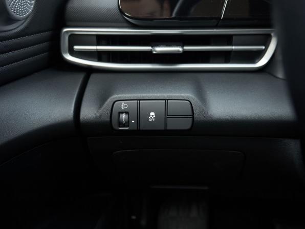 Hyundai Elantra VII (CN7) с пробегом 2022 года, цена 2 288 800 рублей, 39025 км, седан, Автокод Объявления