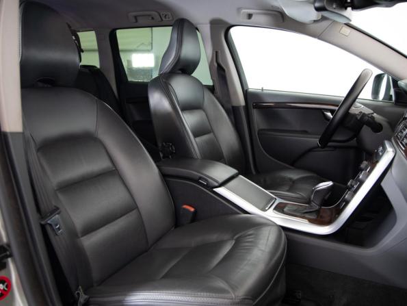 Volvo XC70 II с пробегом 2012 года, цена 1 499 000 рублей, 253444 км, универсал, Автокод Объявления
