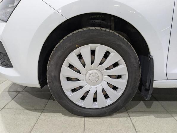 Skoda Rapid II с пробегом 2021 года, цена 1 225 000 рублей, 215521 км, лифтбек, Автокод Объявления