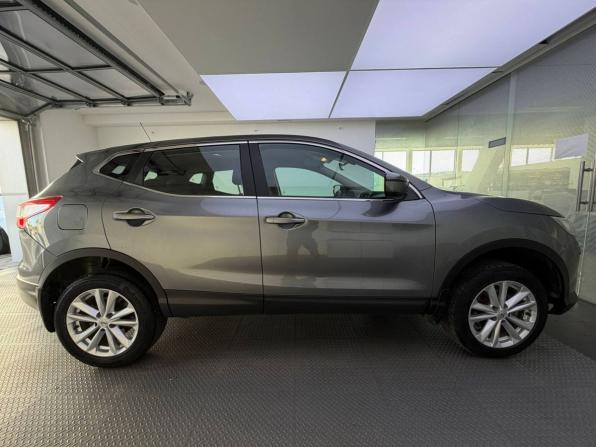 Nissan Qashqai II с пробегом 2014 года, цена 1 055 000 рублей, 199600 км, внедорожник, Автокод Объявления