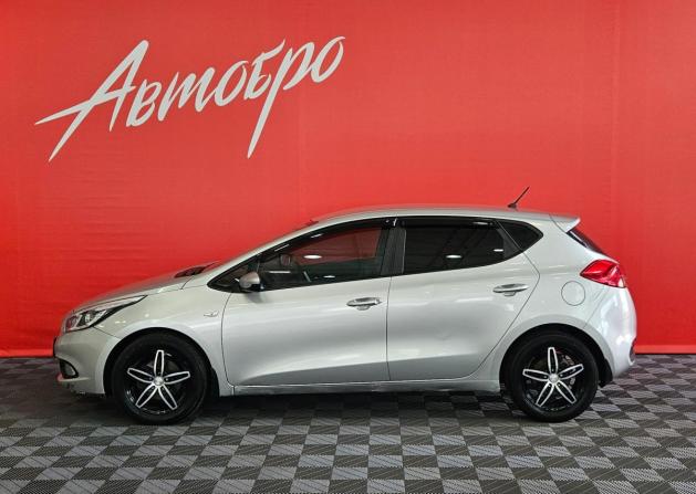 Kia Ceed II с пробегом 2014 года, цена 660 000 рублей, 245440 км, хэтчбек, Автокод Объявления