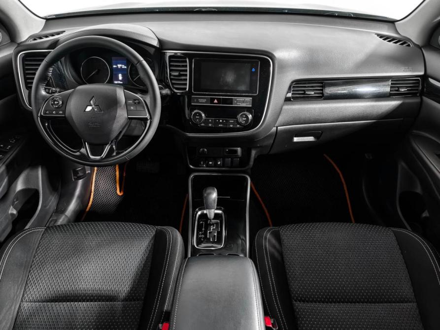 Mitsubishi Outlander III Рестайлинг 3 Санкт-Петербург  - изображение 14