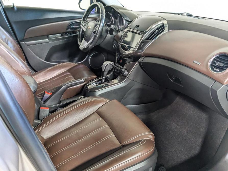 Chevrolet Cruze I Рестайлинг Екатеринбург  - изображение 12