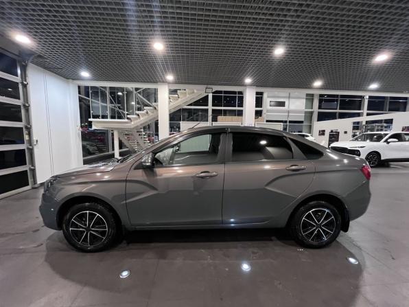 Lada (ВАЗ) Vesta I с пробегом 2021 года, цена 1 060 000 рублей, 99790 км, седан, Автокод Объявления