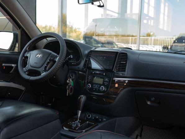 Hyundai Santa Fe II с пробегом 2008 года, цена 1 100 000 рублей, 354211 км, внедорожник, Автокод Объявления