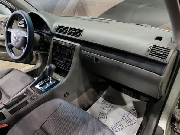 Audi A4 III (B7) с пробегом 2004 года, цена 550 000 рублей, 246638 км, универсал, Автокод Объявления