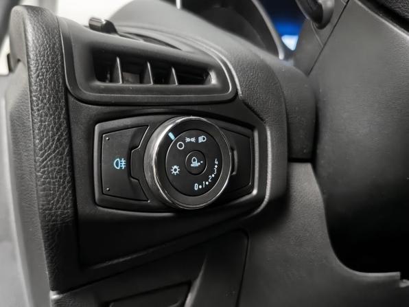 Ford Focus III с пробегом 2013 года, цена 699 000 рублей, 240000 км, универсал, Автокод Объявления