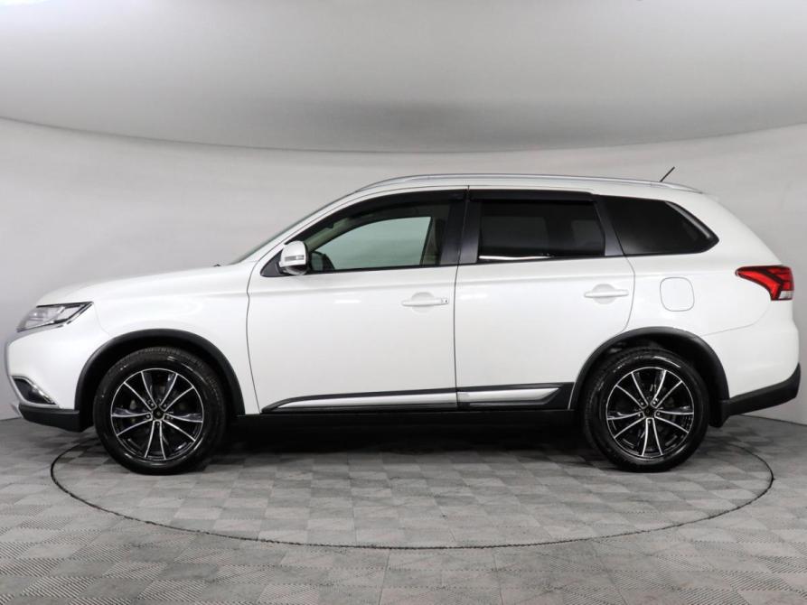 Mitsubishi Outlander III Рестайлинг 2 Химки  - изображение 9