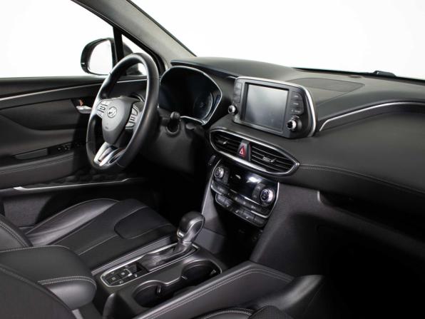 Hyundai Santa Fe IV с пробегом 2019 года, цена 3 265 000 рублей, 68329 км, внедорожник, Автокод Объявления