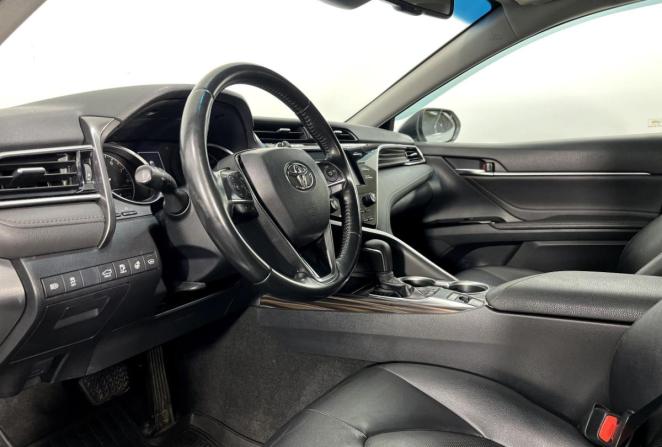 Toyota Camry VIII (XV70) с пробегом 2019 года, цена 2 450 000 рублей, 105880 км, седан, Автокод Объявления