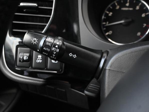 Mitsubishi Outlander III Рестайлинг 3 с пробегом 2021 года, цена 1 999 000 рублей, 188349 км, внедорожник, Автокод Объявления