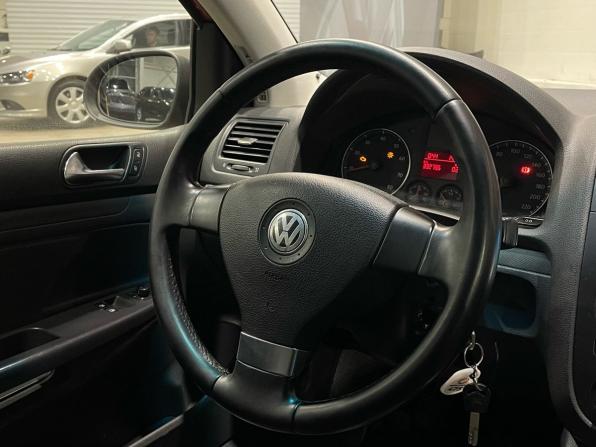Volkswagen Golf V с пробегом 2008 года, цена 344 000 рублей, 332795 км, хэтчбек, Автокод Объявления