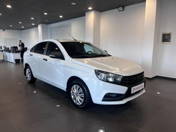 Lada (ВАЗ) Vesta I с пробегом 2017 года, цена 663 000 рублей, 225111 км, седан, Автокод Объявления