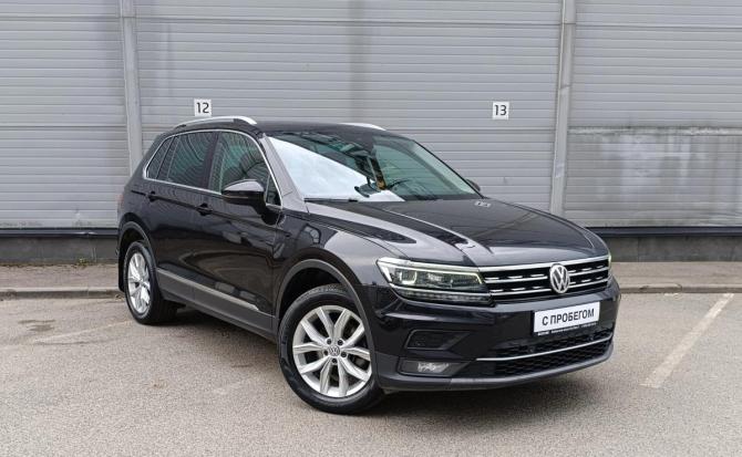 Volkswagen Tiguan II с пробегом 2019 года, цена 2 499 000 рублей, 134329 км, внедорожник, Автокод Объявления