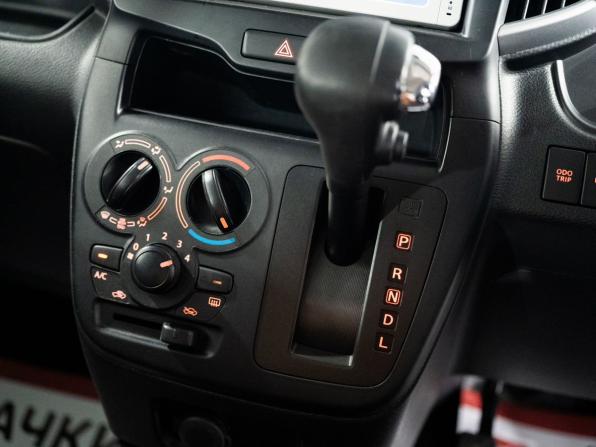 Suzuki Solio III с пробегом 2017 года, цена 885 000 рублей, 112588 км, микровэн, Автокод Объявления