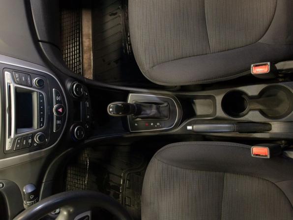 Hyundai Solaris I Рестайлинг с пробегом 2015 года, цена 1 040 000 рублей, 131024 км, седан, Автокод Объявления