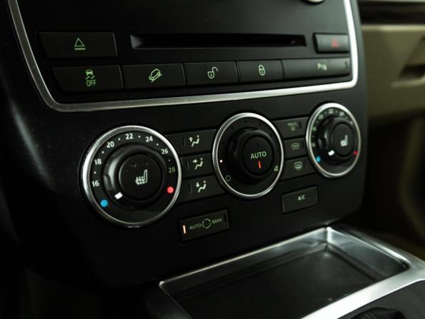 Land Rover Freelander II Рестайлинг 2 с пробегом 2014 года, цена 1 349 585 рублей, 201795 км, внедорожник, Автокод Объявления