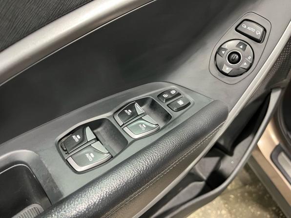 Hyundai Santa Fe III с пробегом 2013 года, цена 1 650 000 рублей, 162200 км, внедорожник, Автокод Объявления