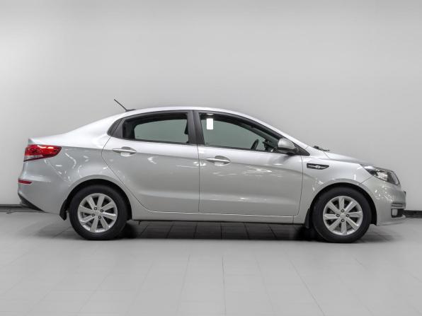 Kia Rio III Рестайлинг с пробегом 2017 года, цена 1 200 000 рублей, 86668 км, седан, Автокод Объявления