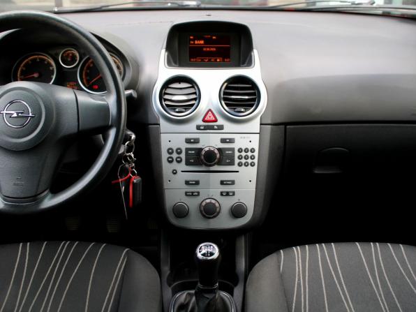 Opel Corsa D Рестайлинг I с пробегом 2010 года, цена 415 000 рублей, 142669 км, хэтчбек, Автокод Объявления