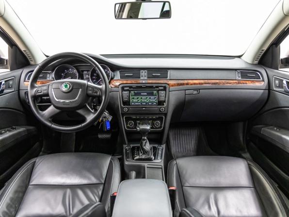 Skoda Superb II с пробегом 2010 года, цена 978 000 рублей, 184585 км, лифтбек, Автокод Объявления