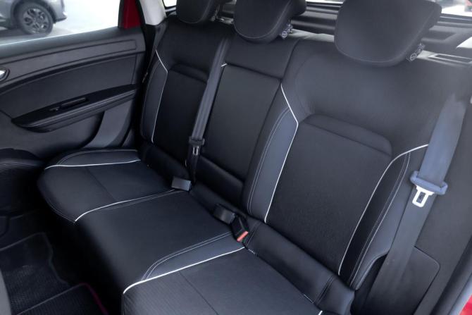 Renault Arkana I с пробегом 2019 года, цена 1 329 000 рублей, 136000 км, внедорожник, Автокод Объявления