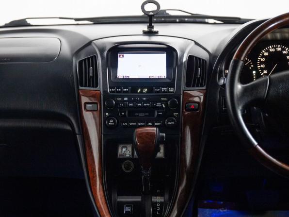 Toyota Harrier I (XU10) Рестайлинг с пробегом 2001 года, цена 975 000 рублей, 328180 км, внедорожник, Автокод Объявления