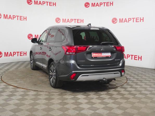Mitsubishi Outlander III Рестайлинг 3 с пробегом 2019 года, цена 2 340 000 рублей, 101055 км, внедорожник, Автокод Объявления